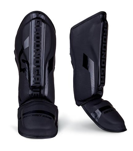 Chrániče holení Stripe Black Ground Game černá